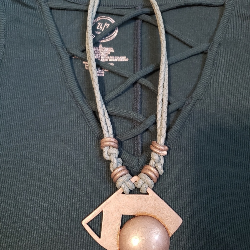 Tribal looking rope necklace